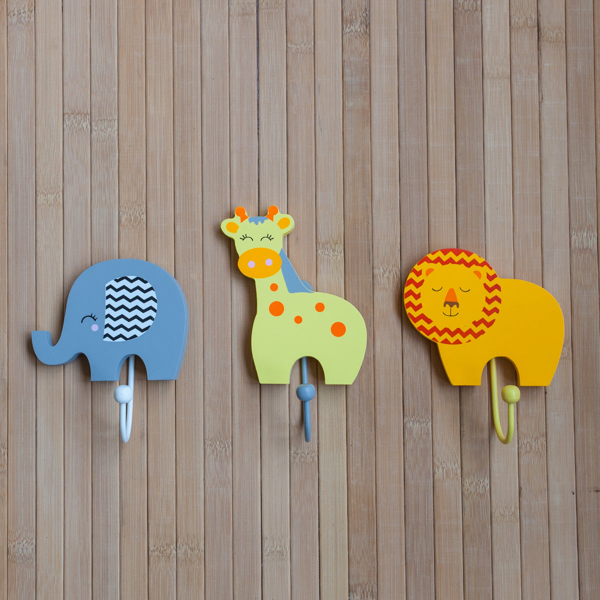 Childrens Set of 3 SAFARI ANIMAL Elephant, Giraffe & Lion Coat Hooks